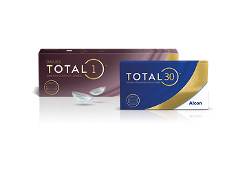 Imagen de las cajas de producto de la familia de lentes de contacto de día Total con Dailies Total1, Dailies Total1 multifocal y Dailies Total1 para astigmatismo, así como lentes de contacto mensualesTotal30 y Total 30 para astigmatismo de Alcon.